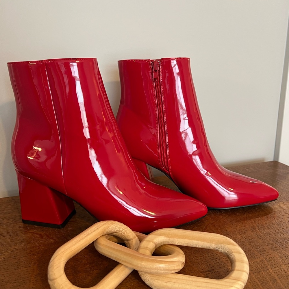 Versona Red Ankle Booties with Glossy Finish